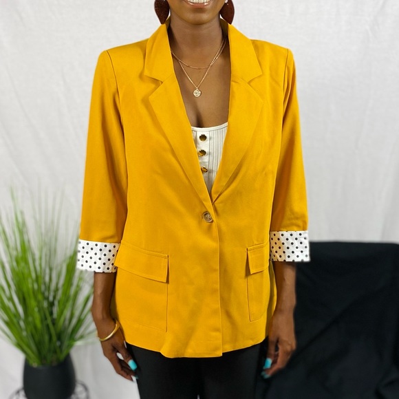 Polka Dot Cuffed Blazer - Picture 3 of 6